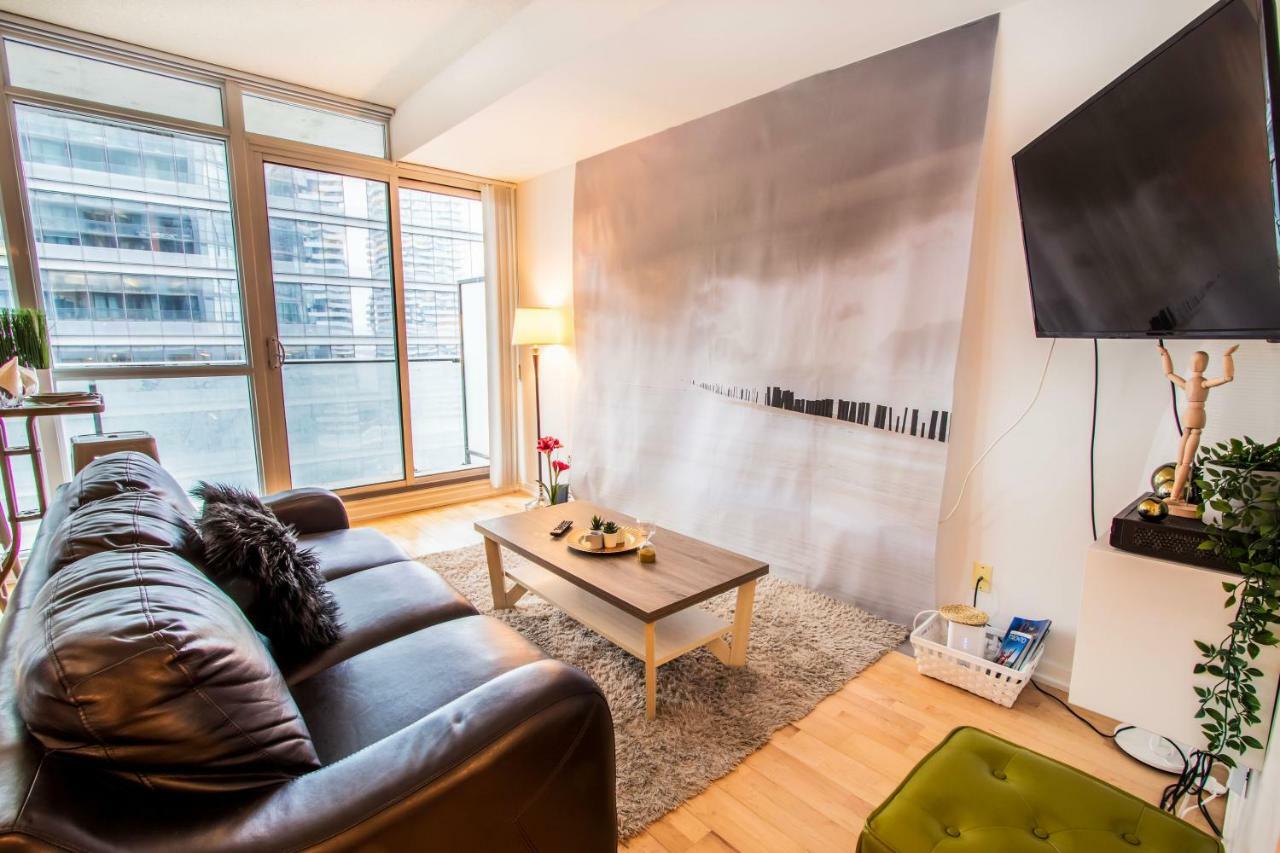 Micasa Suites - Stylish Condo In Maple Leaf Square Toronto Exteriör bild